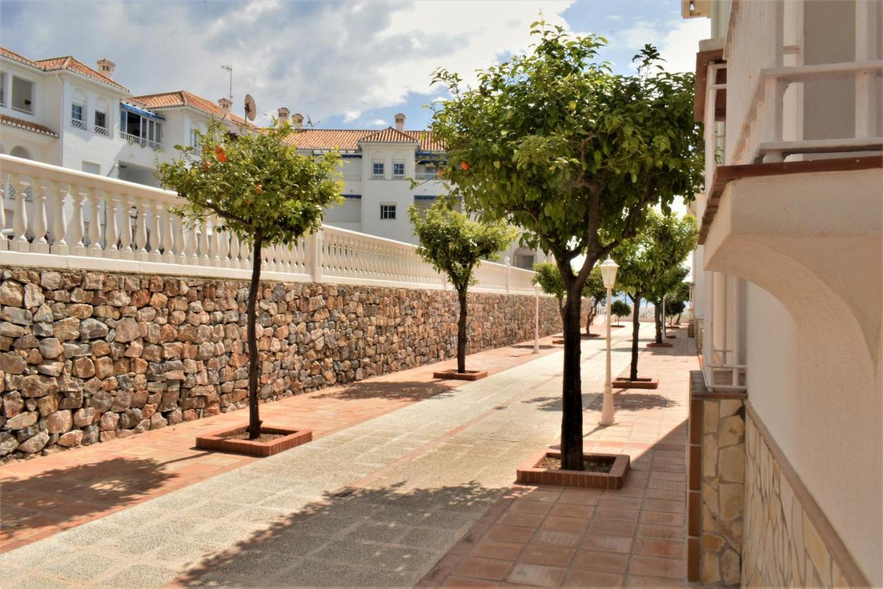 Edf. Fuentes A 2ºb Apartment Nerja Bagian luar foto